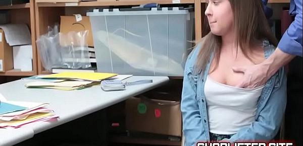 Teenager Brooke Bliss Sucking Cop Penis On Spycam